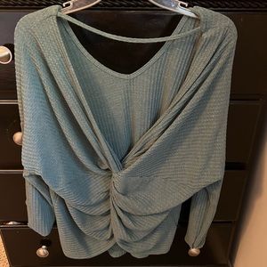 NWT waffle knit open back shirt